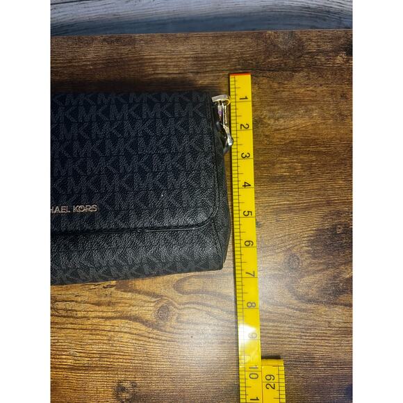 Michael Kors Medium Logo Convertible Crossbody Bag - Picture 10 of 10